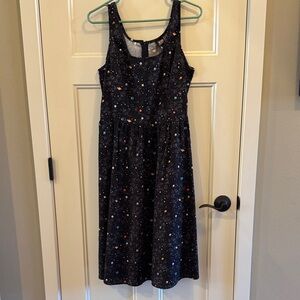🪐 Retrolicious Dress with celestial print! ⭐️